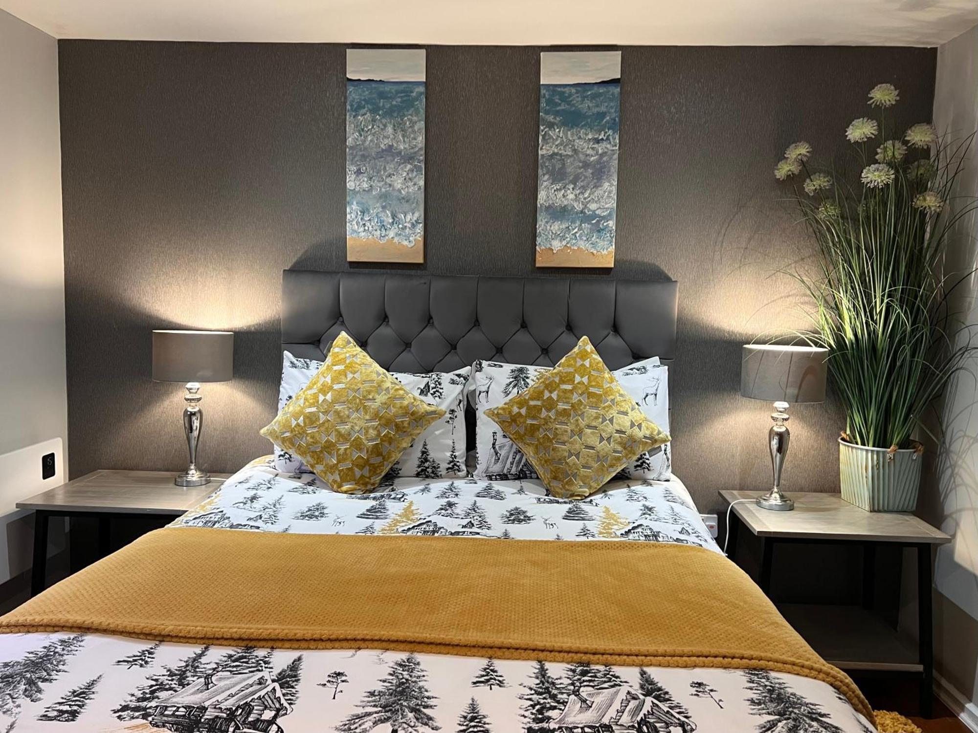 Cockledora, A Luxury Ground Floor Beachfront Apartment Llanelli Ngoại thất bức ảnh